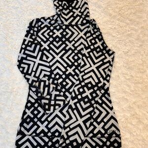 Burton Hooded Pullover in Black & White Graphic